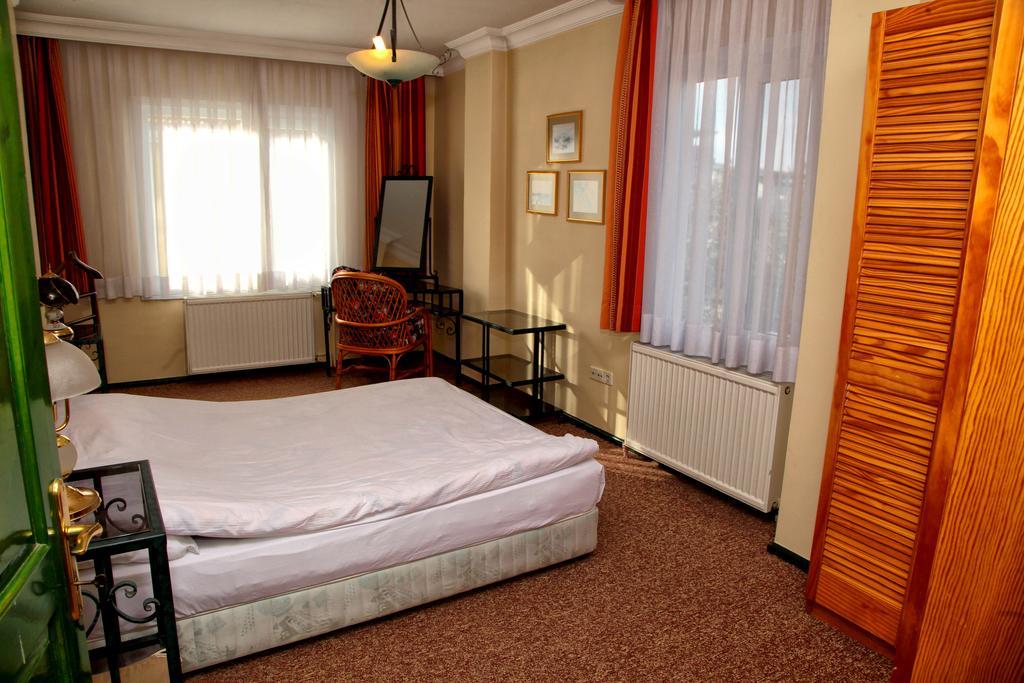 اسطنبول Rainbow 48 Apart Hotel الغرفة الصورة